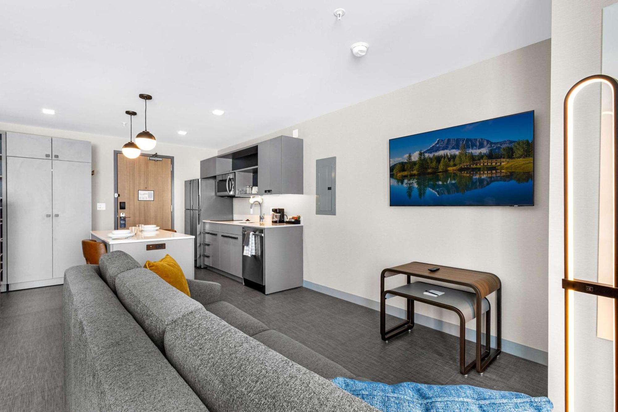 Homewood Suites By Hilton Colorado Springs Airport Bagian luar foto