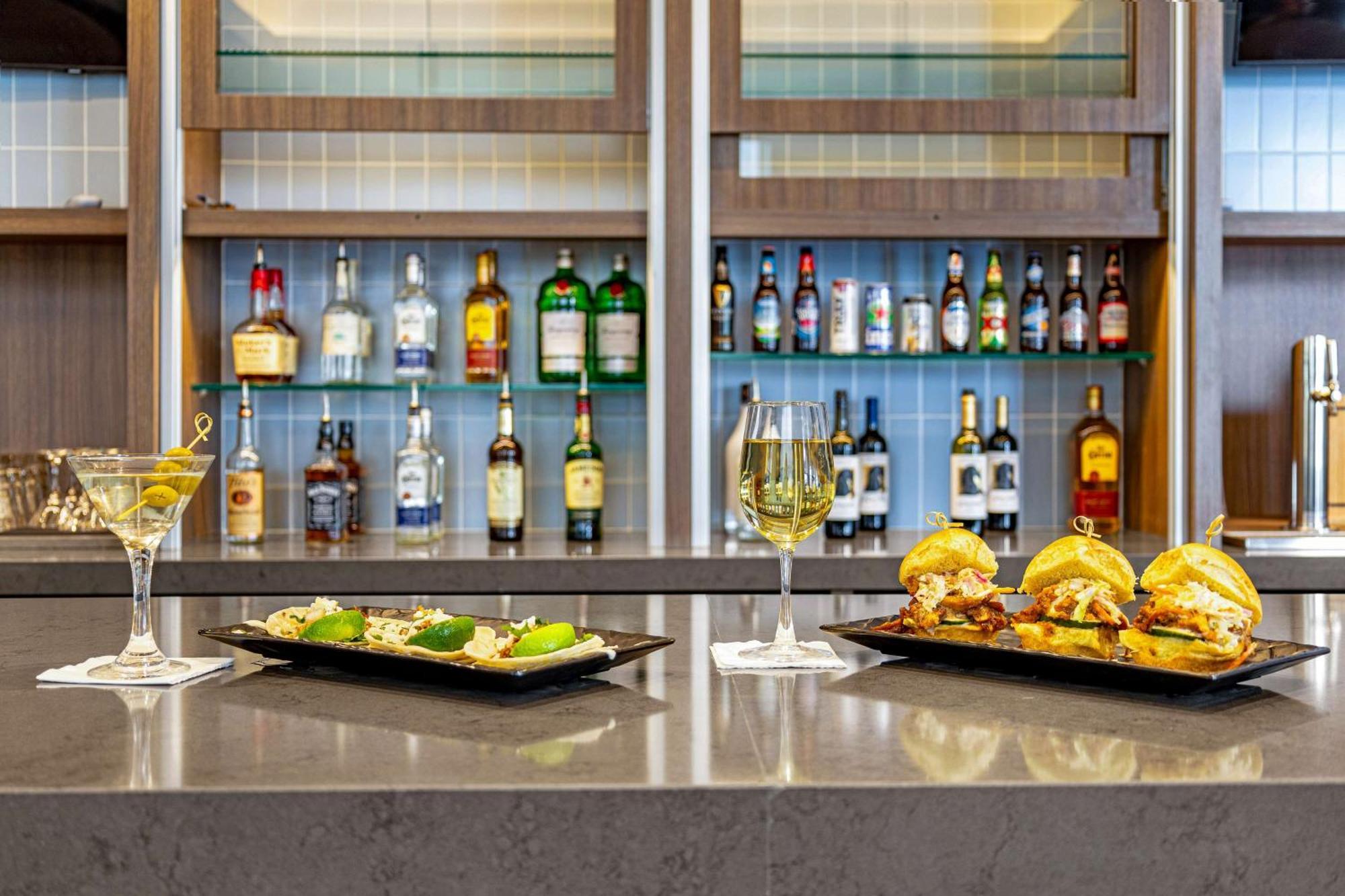 Homewood Suites By Hilton Colorado Springs Airport Bagian luar foto